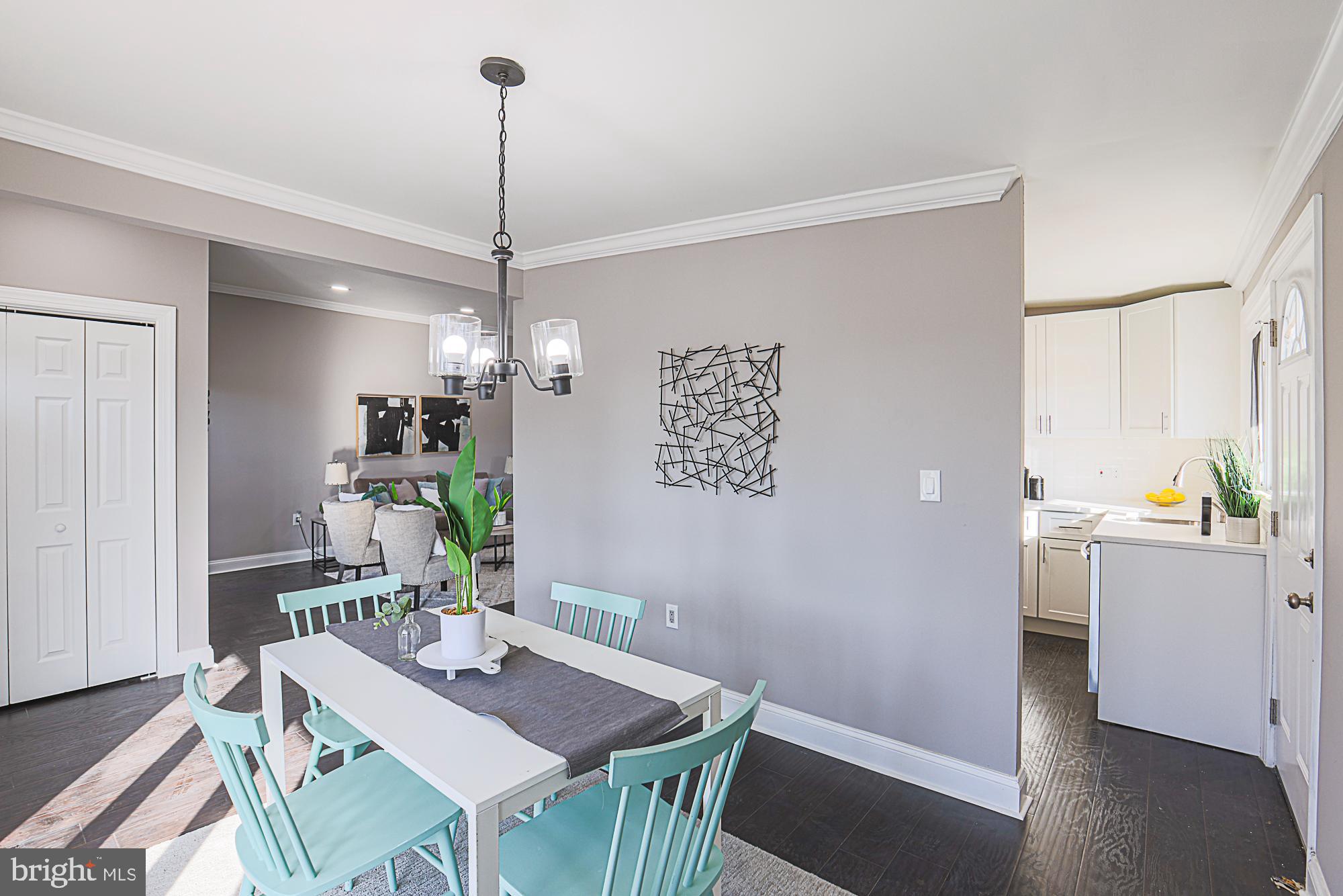 6853 Queens Ferry Road Baltimore, MD 21239 - Photo 6 of 53 Dining Room/ Front Room