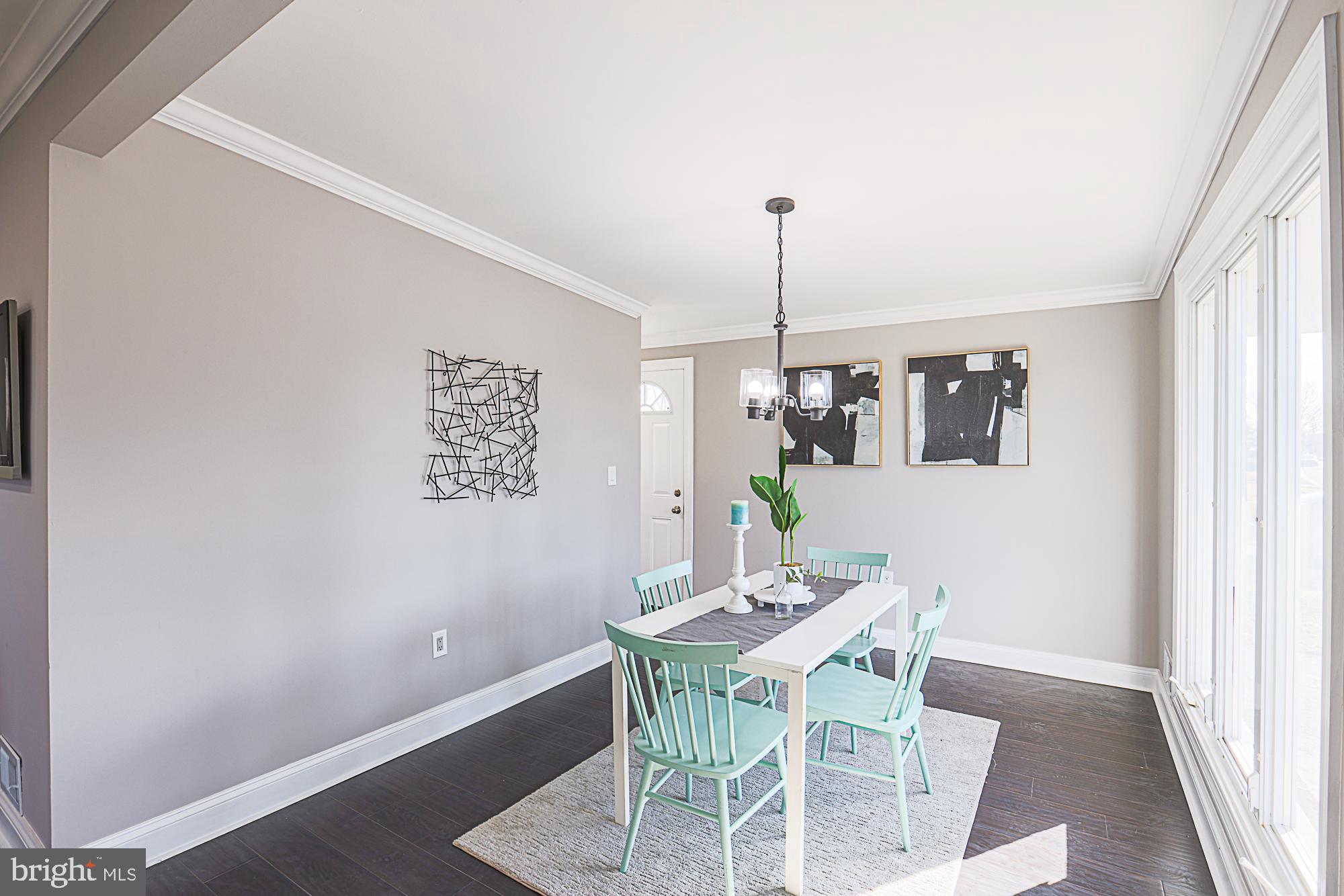 6853 Queens Ferry Road Baltimore, MD 21239 - Photo 7 of 53 Dining Room/ Front Room