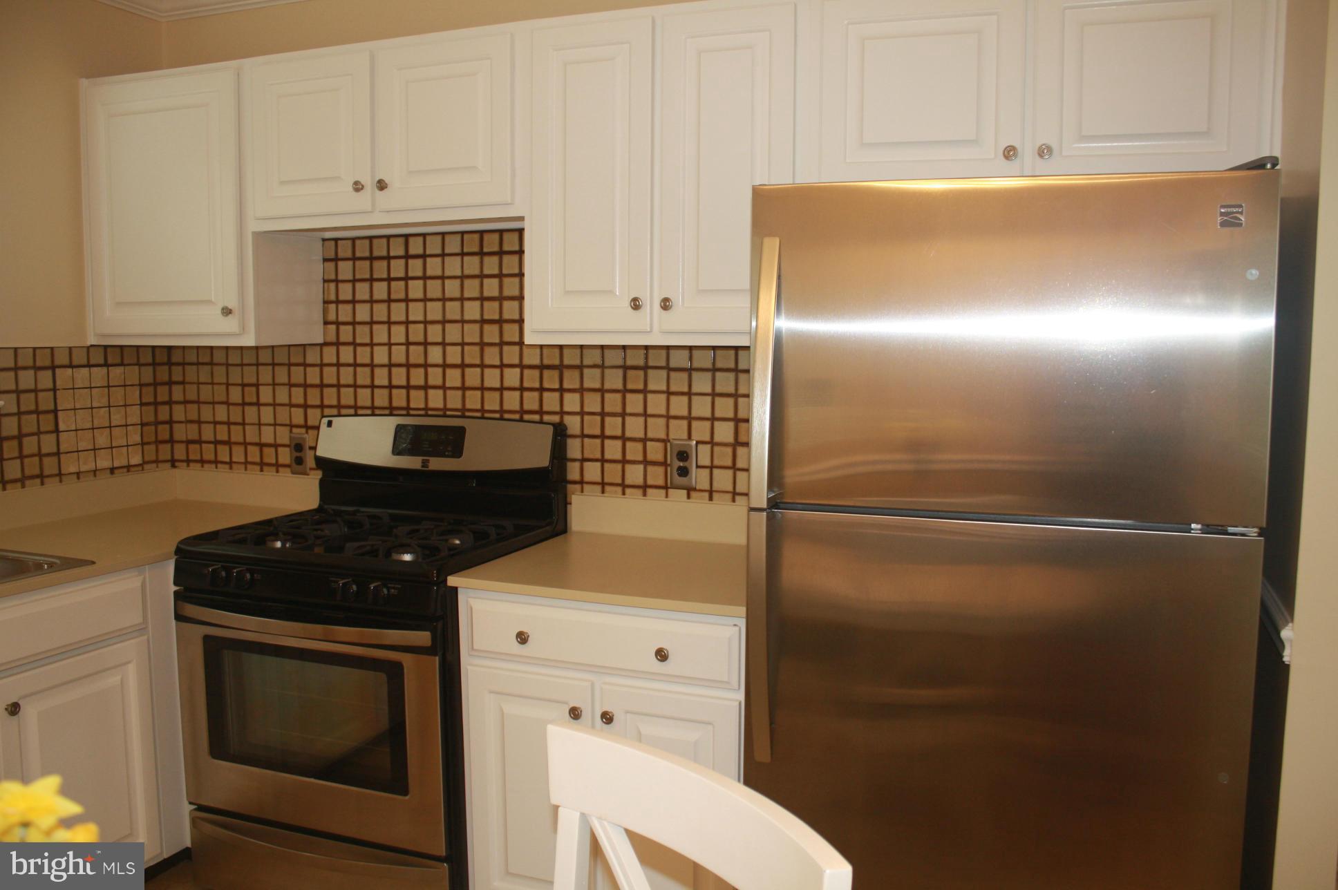 514 Nollmeyer Road Baltimore, MD 21220 - Photo 2 of 26 Kitchen