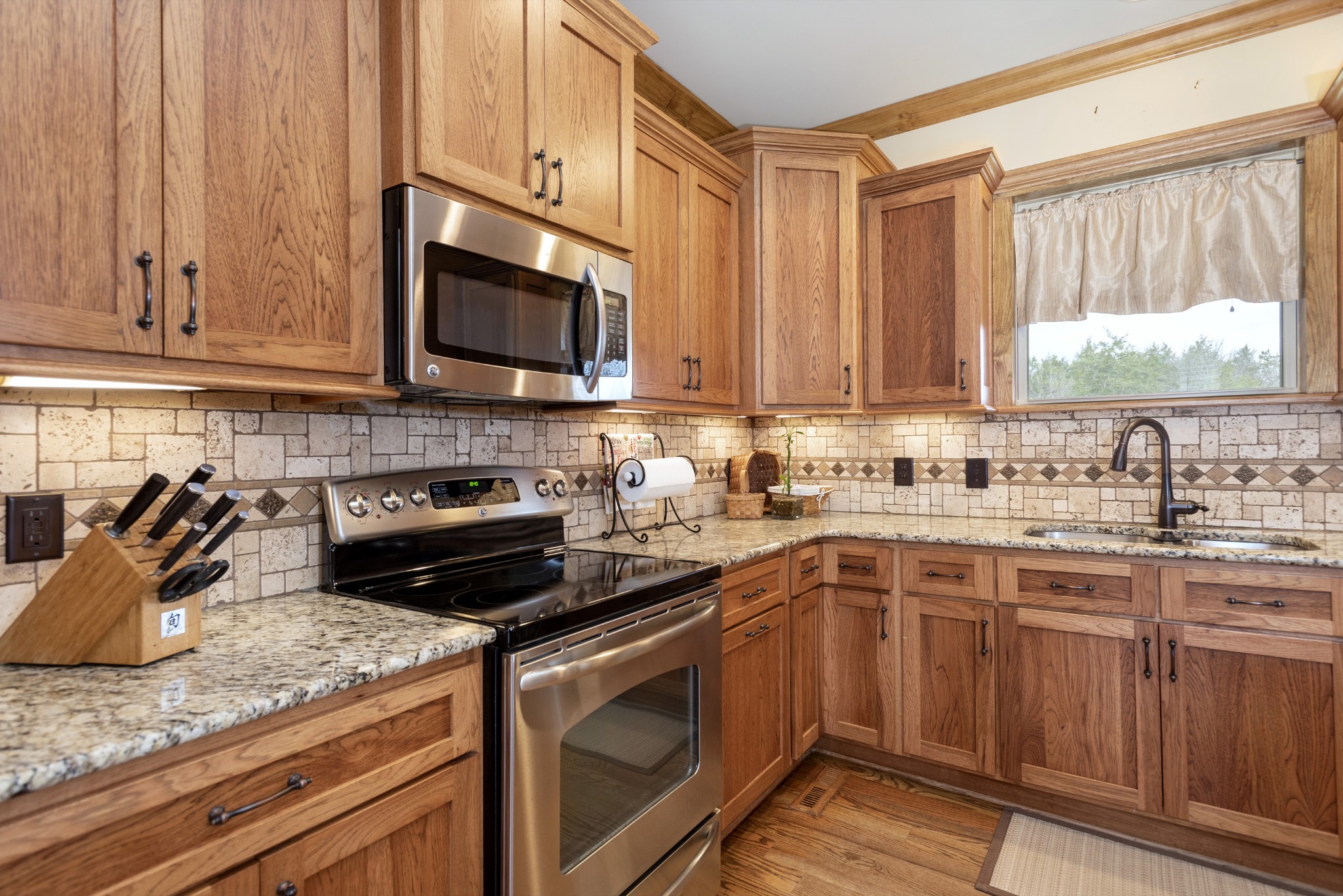 137 Spring Hill Road Mount Juliet, TN 37122 - Photo 6 of 32 Gallery Image 6
