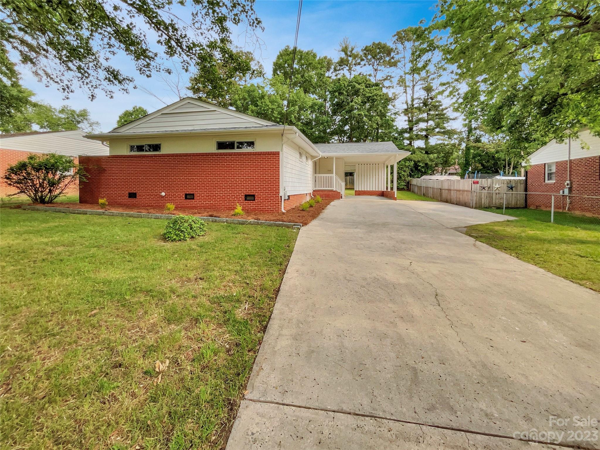 1622 Kimberly Drive, Gastonia, NC 28052 Compass