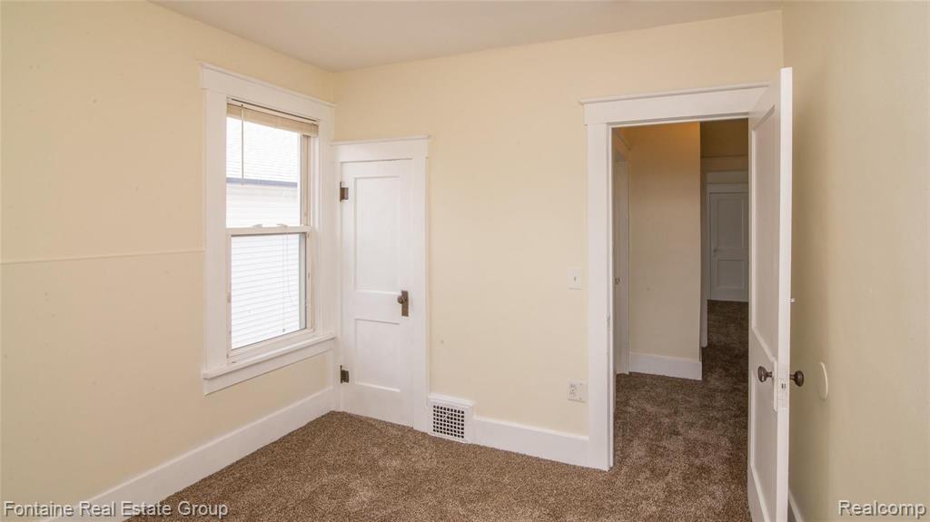 35335 Chestnut Street Wayne, MI 48184 - Photo 27 of 30