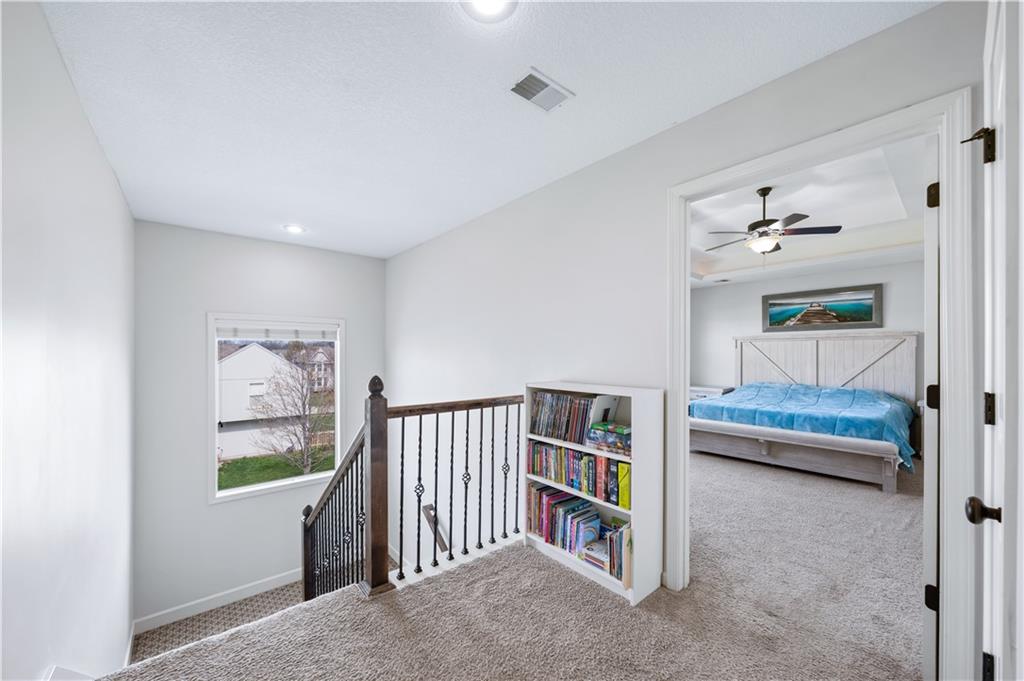 19276 West 210th Street Spring Hill, KS 66083 - Photo 16 of 35