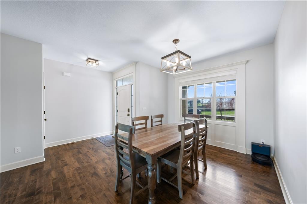 19276 West 210th Street Spring Hill, KS 66083 - Photo 2 of 35