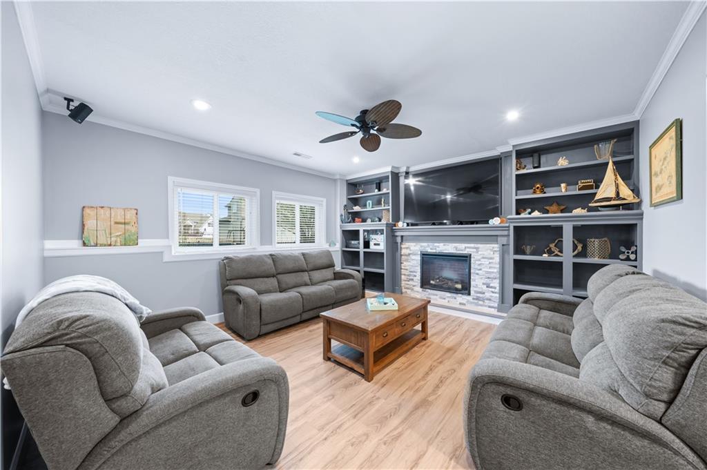 19276 West 210th Street Spring Hill, KS 66083 - Photo 29 of 35