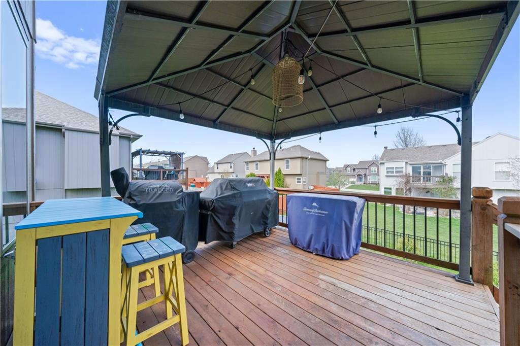 19276 West 210th Street Spring Hill, KS 66083 - Photo 34 of 35