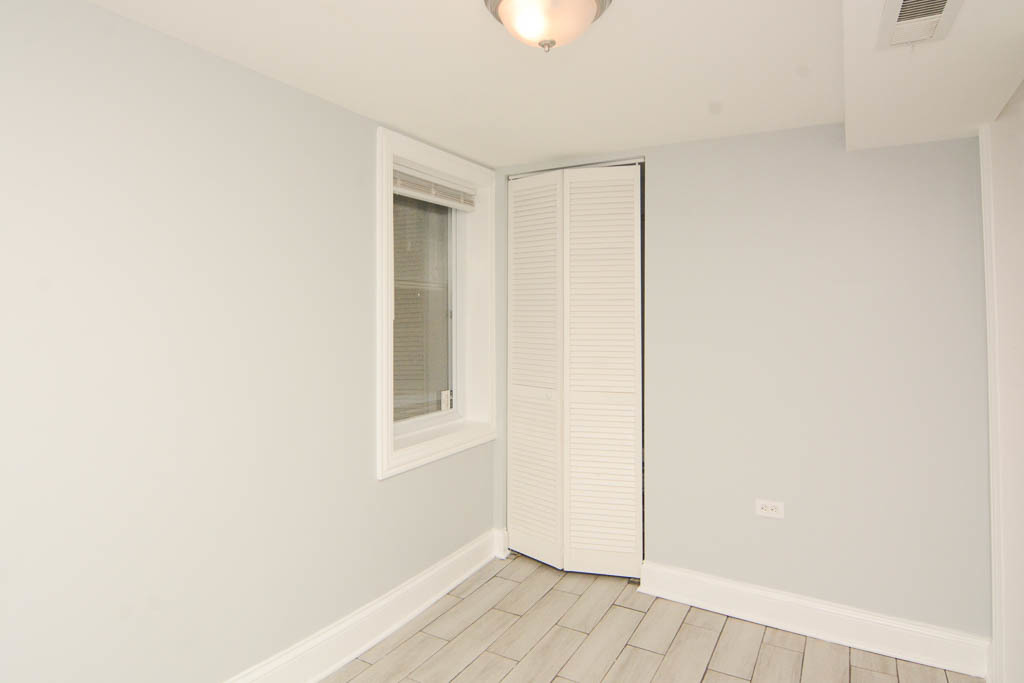 2968 North Ridgeway Avenue, Unit B Chicago, IL 60618 - Photo 15 of 21