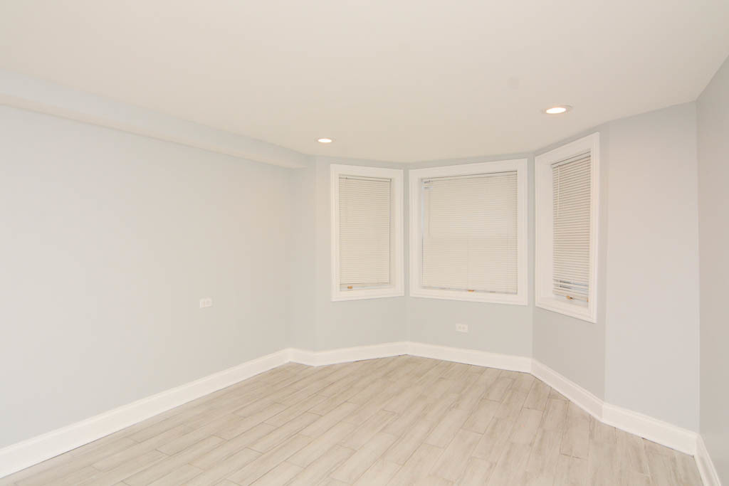 2968 North Ridgeway Avenue, Unit B Chicago, IL 60618 - Photo 10 of 21