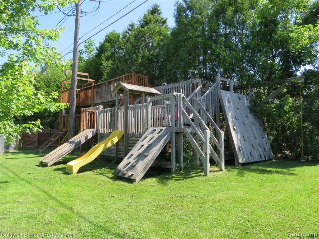 684 Green Street Perry, MI 48872 - Photo 26 of 33