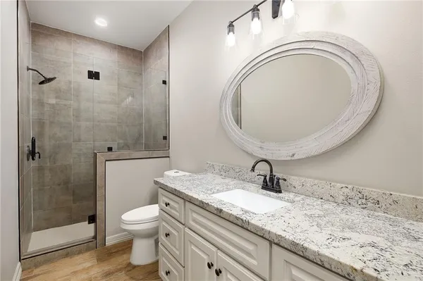 $2,650 | 803 West Iroquois Avenue, Pharr, TX 78577
