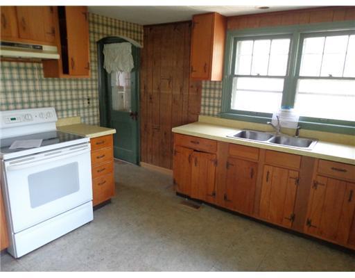 2305 Cottingham Road North Springfield, OH 45502 - Photo 3 of 10
