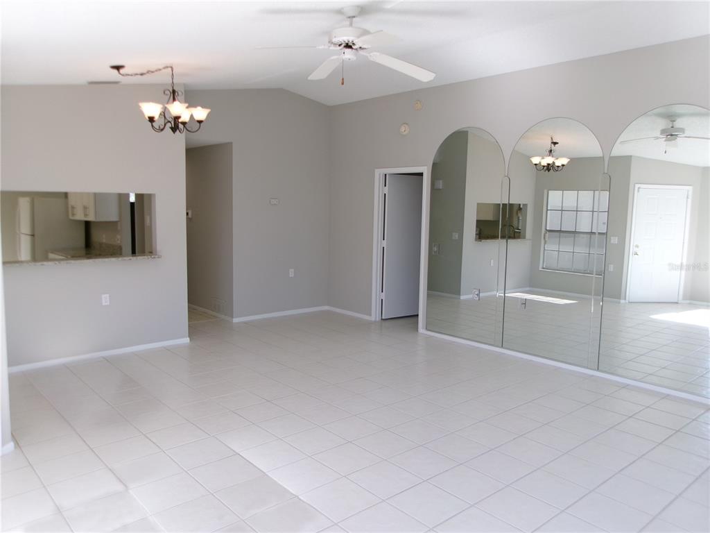 11604 Versailles Lane, Unit 60 Port Richey, FL 34668 - Photo 4 of 20