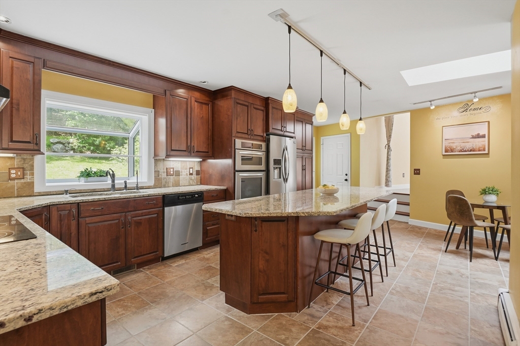 74 High Street Upton, MA 01568 - Photo 13 of 40