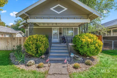 $375,000 | 512 9th Avenue South, Nampa, ID 83651