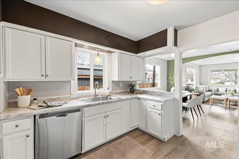 $375,000 | 512 9th Avenue South, Nampa, ID 83651