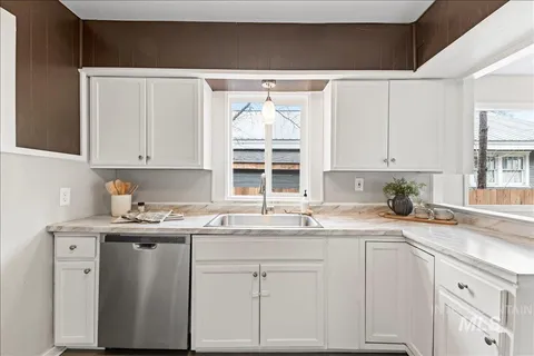 $375,000 | 512 9th Avenue South, Nampa, ID 83651