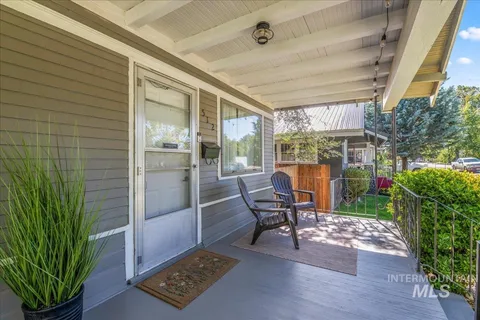 $375,000 | 512 9th Avenue South, Nampa, ID 83651