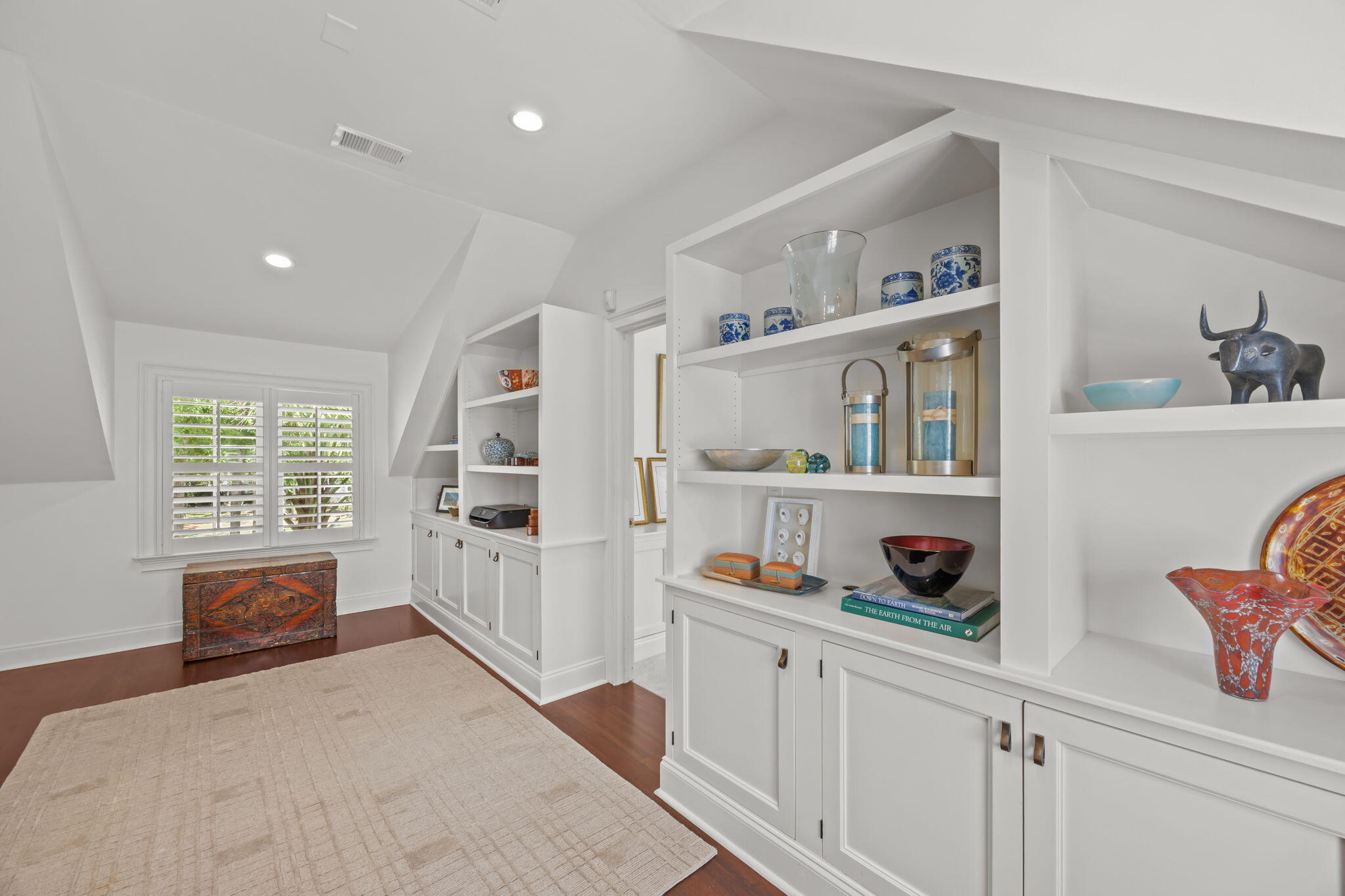 1756 Greens Point Court Mount Pleasant, SC 29466 - Photo 17 of 39 Built in bookshelves and storage