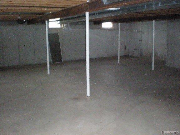 1621 Goodells Road Goodells, MI 48027 - Photo 15 of 20 P8280023-mfsopt