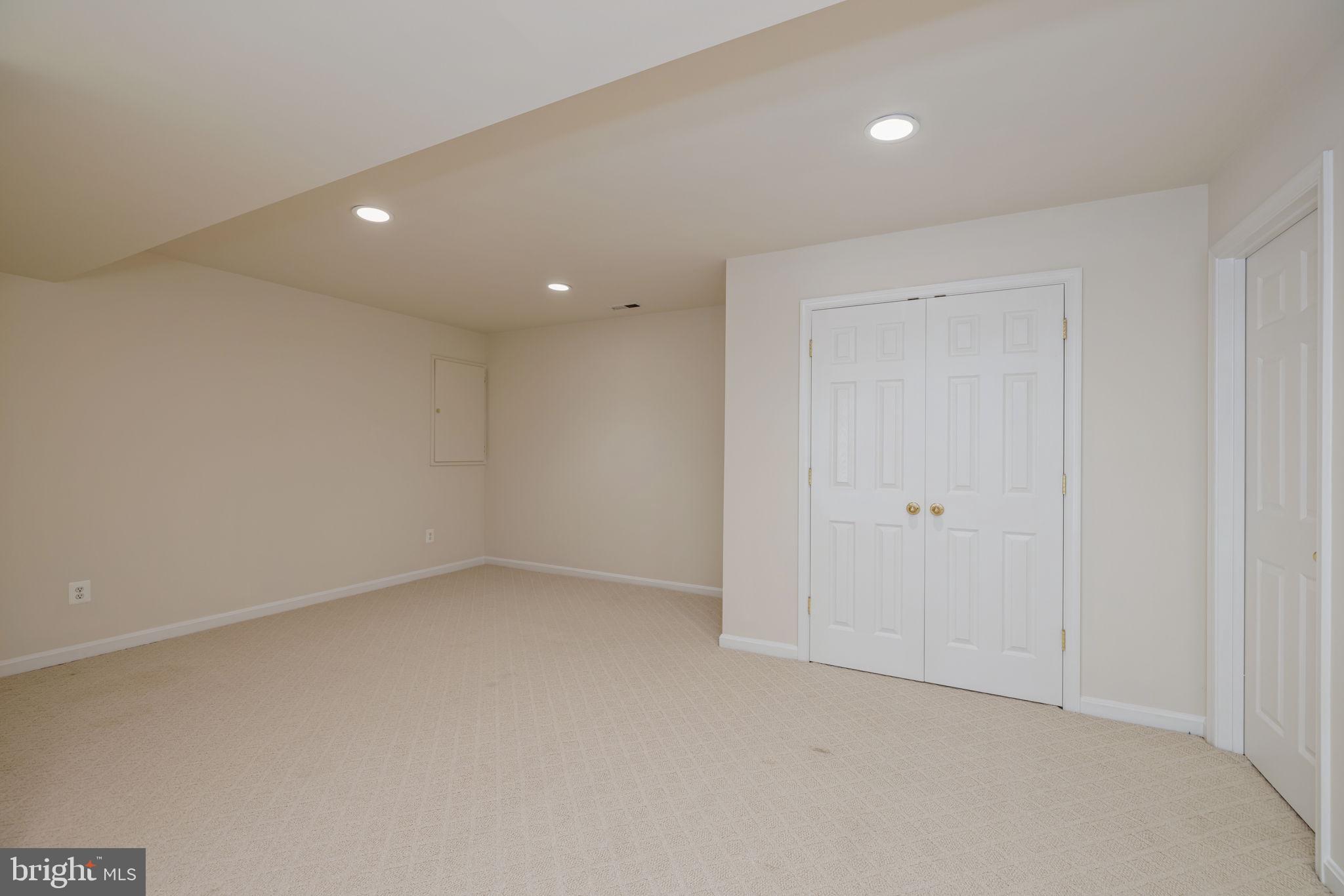 6090 Deer Ridge Trail Springfield, VA 22150 - Photo 41 of 57 Rec Room