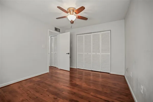 $2,000 | 11655 3rd Street East, Unit 19, Treasure Island, FL 33706