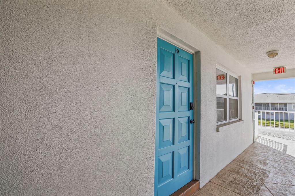 11655 3rd Street East, Unit 19 Treasure Island, FL 33706 - Photo 3 of 48