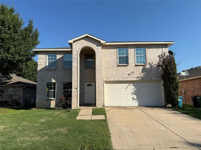 $384,000 | 5718 Green Ivy Road, Denton, TX 76210
