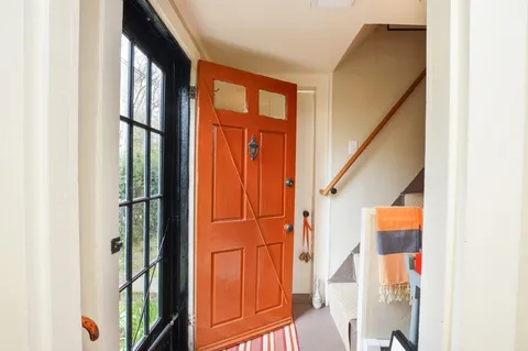 $799,900 | 1150 Russells Mills Road, Dartmouth, MA 02748