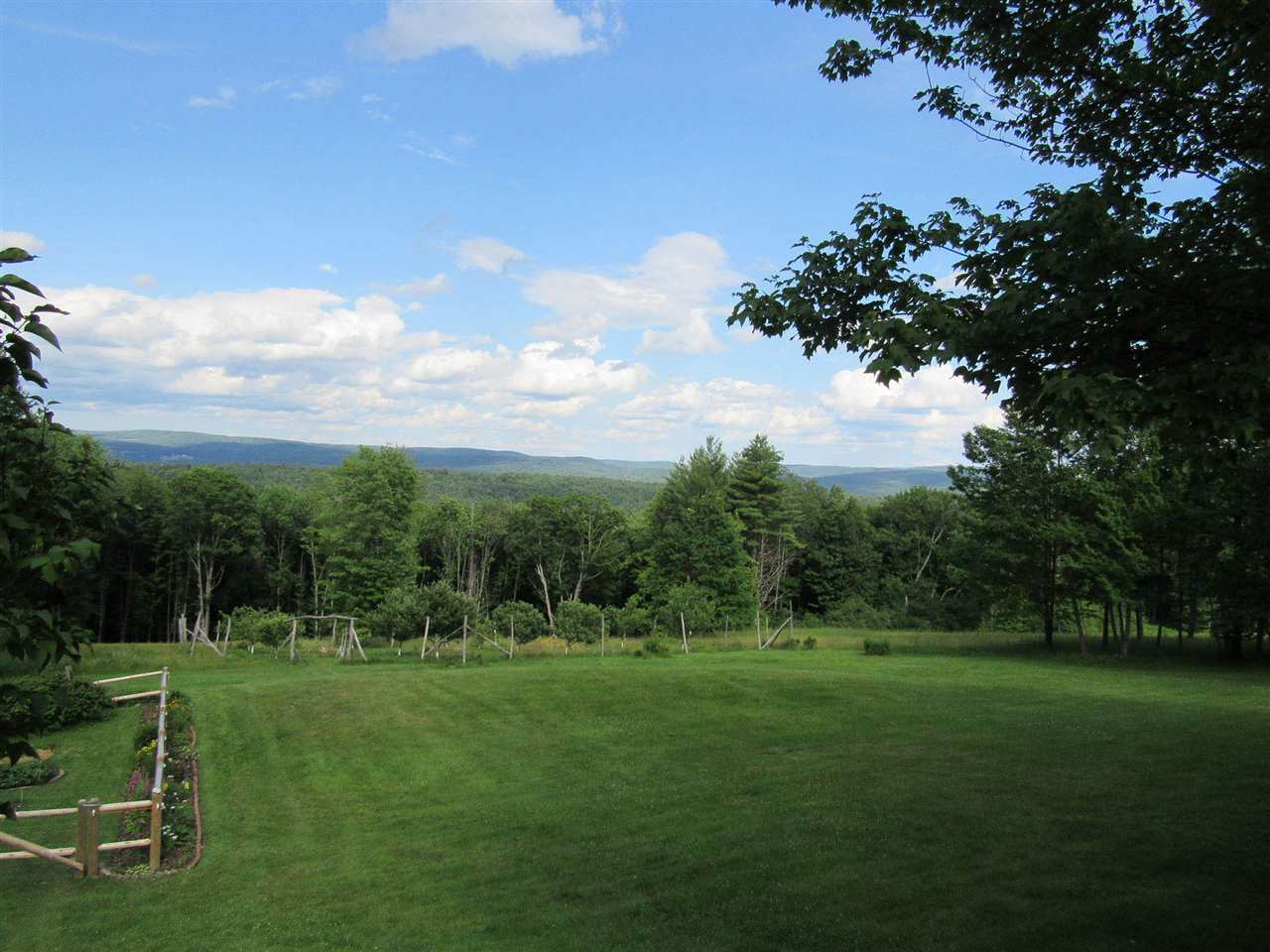 260 East Town Farm Road Putney, VT 05346 - Photo 2 of 20