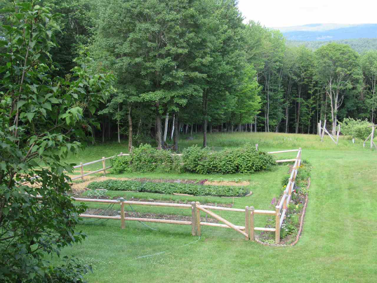 260 East Town Farm Road Putney, VT 05346 - Photo 16 of 20