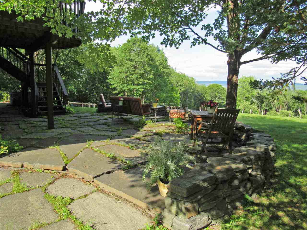 260 East Town Farm Road Putney, VT 05346 - Photo 5 of 20