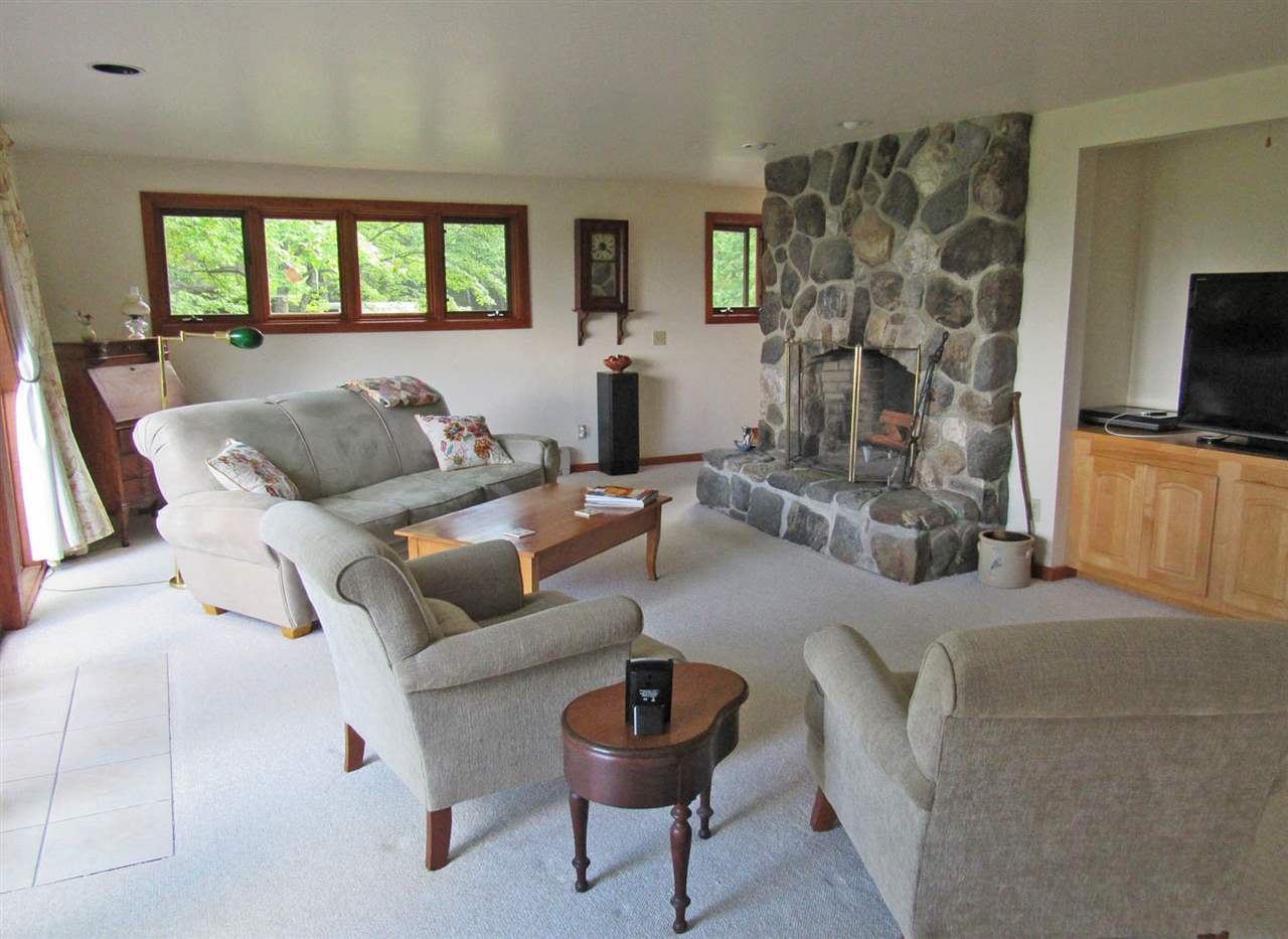 260 East Town Farm Road Putney, VT 05346 - Photo 9 of 20