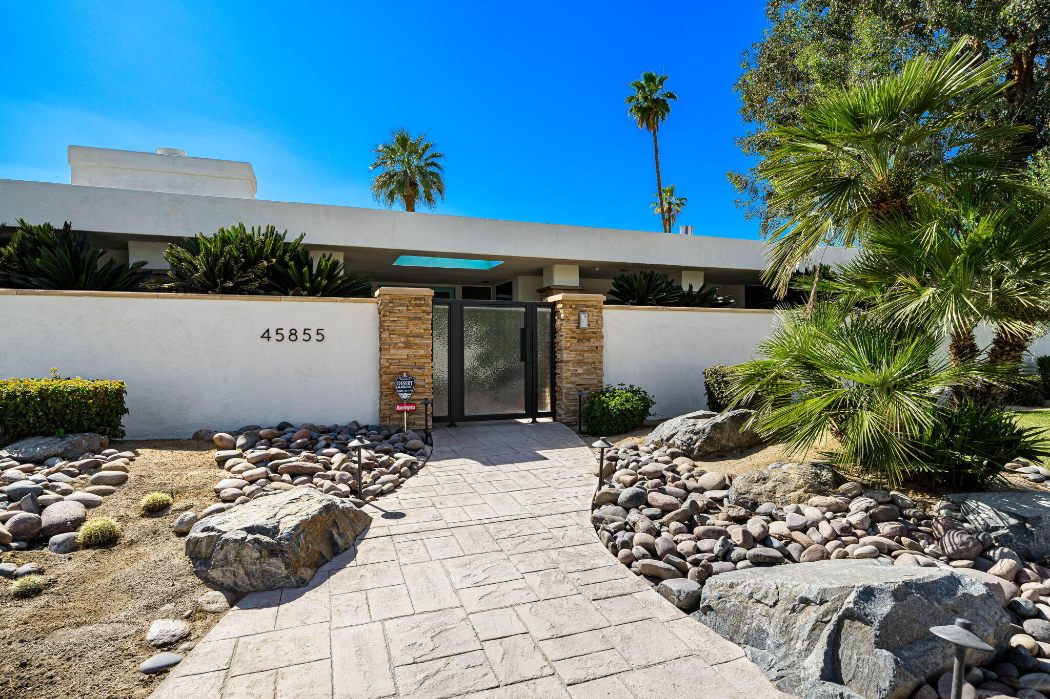 45855 Apache Road Indian Wells, CA 92210 - Photo 31 of 77 16-web-or-mls-TKApache_OPMG_0426_016