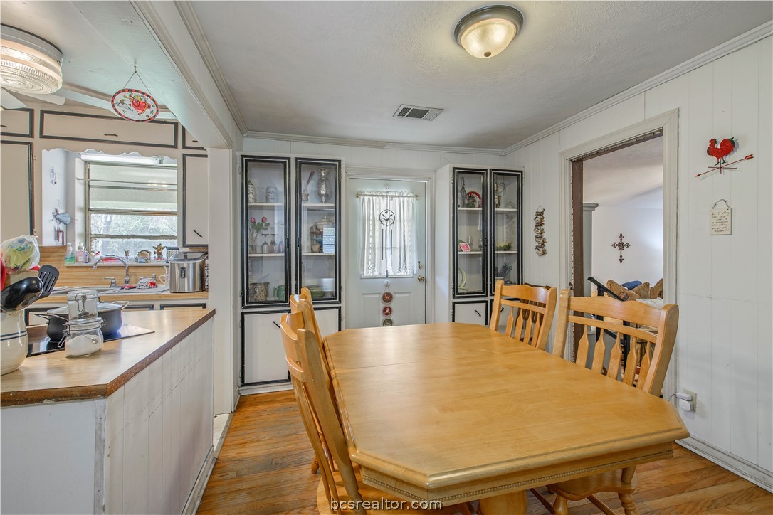 706 Edgemore Drive Bryan, TX 77802 - Photo 15 of 18 a dining room with furniture and window