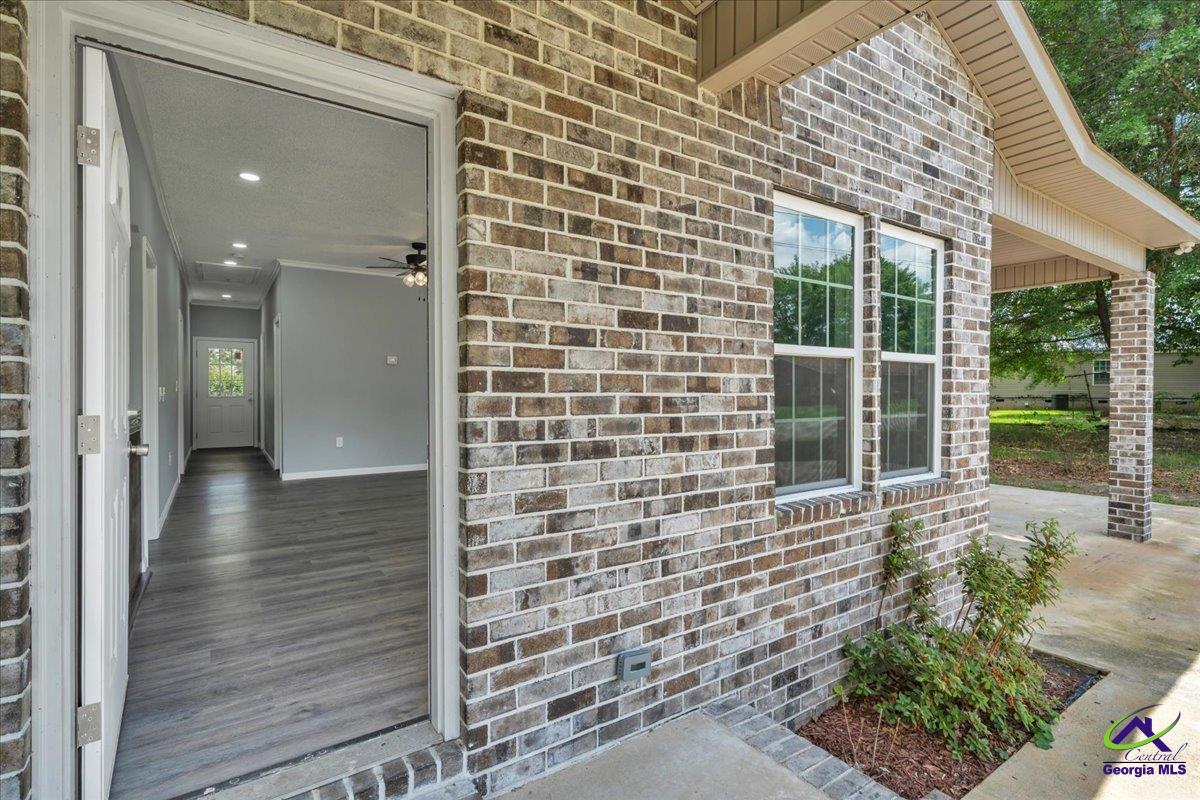 104 Robinson Street Byron, GA 31008 - Photo 2 of 31