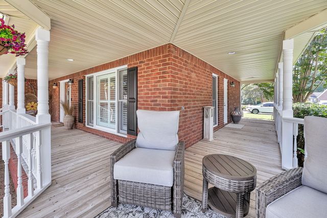 $500,000 | 100 North Gateshead Crossing, Goose Creek, SC 29445