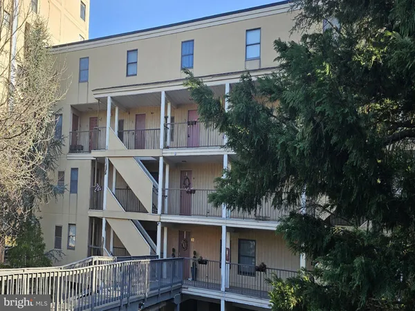 $230,000 | 1969 Superfine Lane, Unit 89, Wilmington, DE 19802
