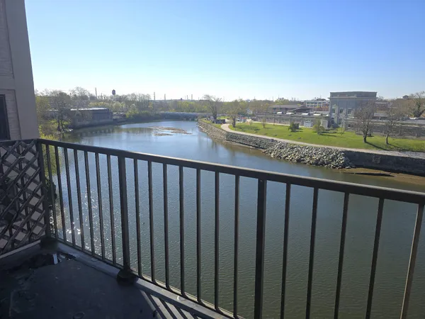 $230,000 | 1969 Superfine Lane, Unit 89, Wilmington, DE 19802