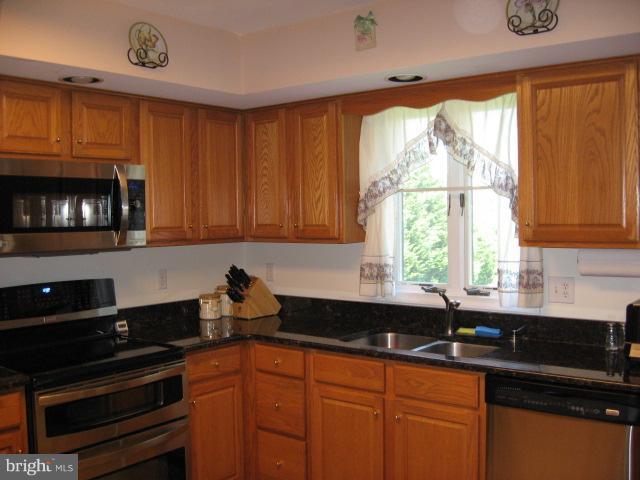 3221 Wheatfield Road Finksburg, MD 21048 - Photo 15 of 22 Kitchen