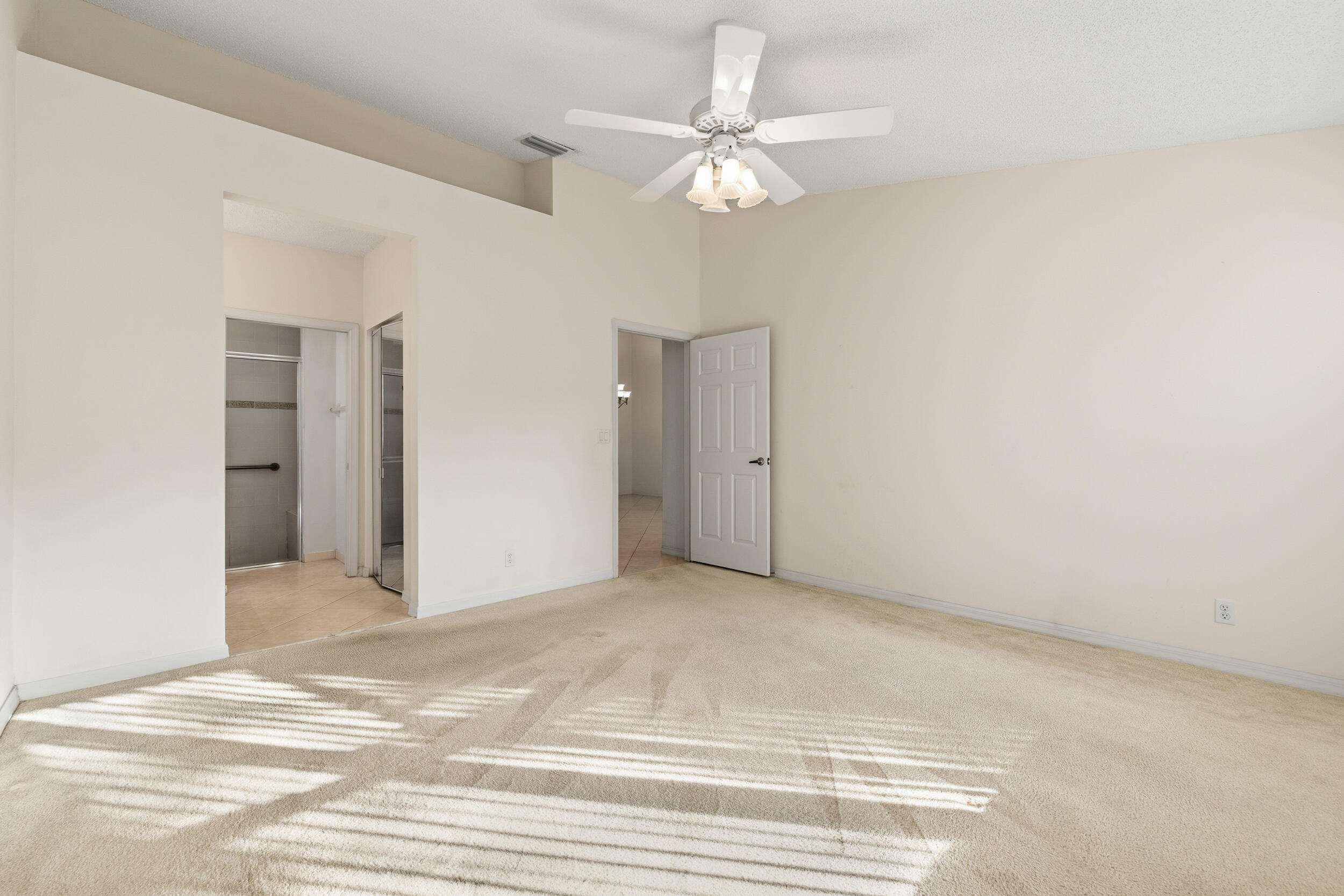 15305 Ixora Road Delray Beach, FL 33484 - Photo 18 of 39 29