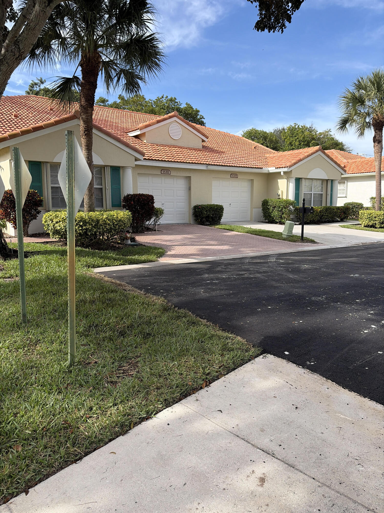 15305 Ixora Road Delray Beach, FL 33484 - Photo 2 of 39 15305 ixora