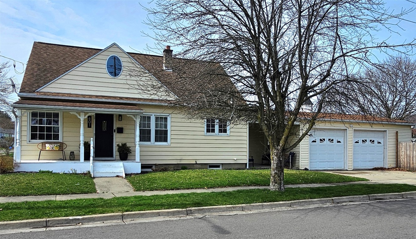 601 Maple Street Endicott, NY 13760 - Photo 2 of 28