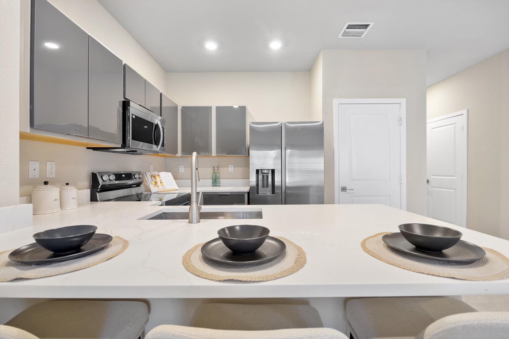 751 Southwest 11th Street Florida City, FL 33034 - Photo 3 of 40 15-751 SW 11th St _015