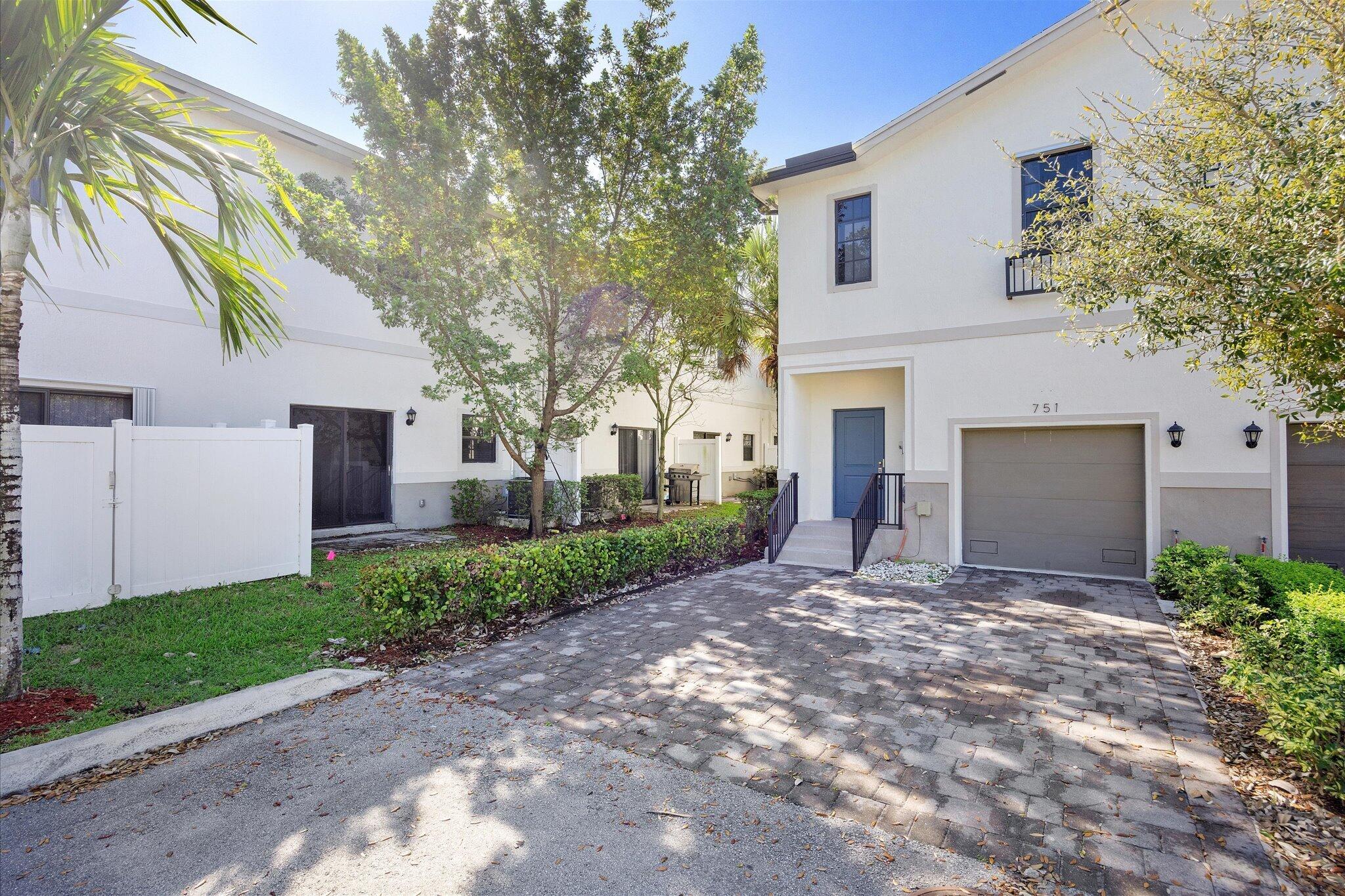 751 Southwest 11th Street Florida City, FL 33034 - Photo 35 of 40 02-751 SW 11th St _002