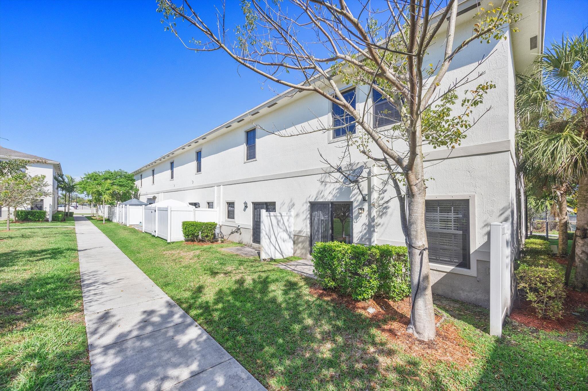 751 Southwest 11th Street Florida City, FL 33034 - Photo 39 of 40 40-751 SW 11th St _040