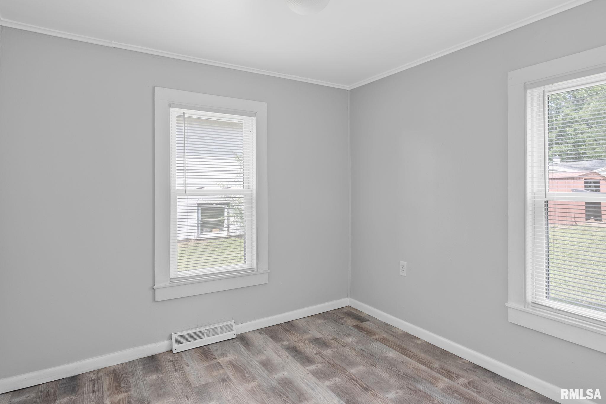 618 4th Street Colona, IL 61241 - Photo 11 of 21