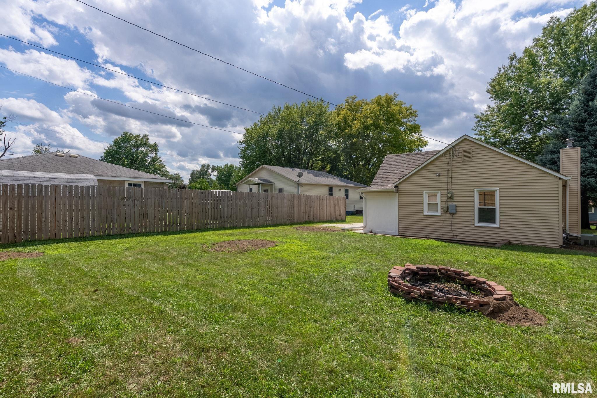 618 4th Street Colona, IL 61241 - Photo 16 of 21