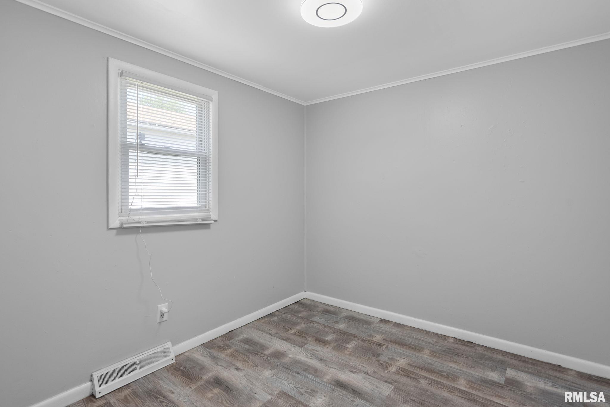 618 4th Street Colona, IL 61241 - Photo 9 of 21