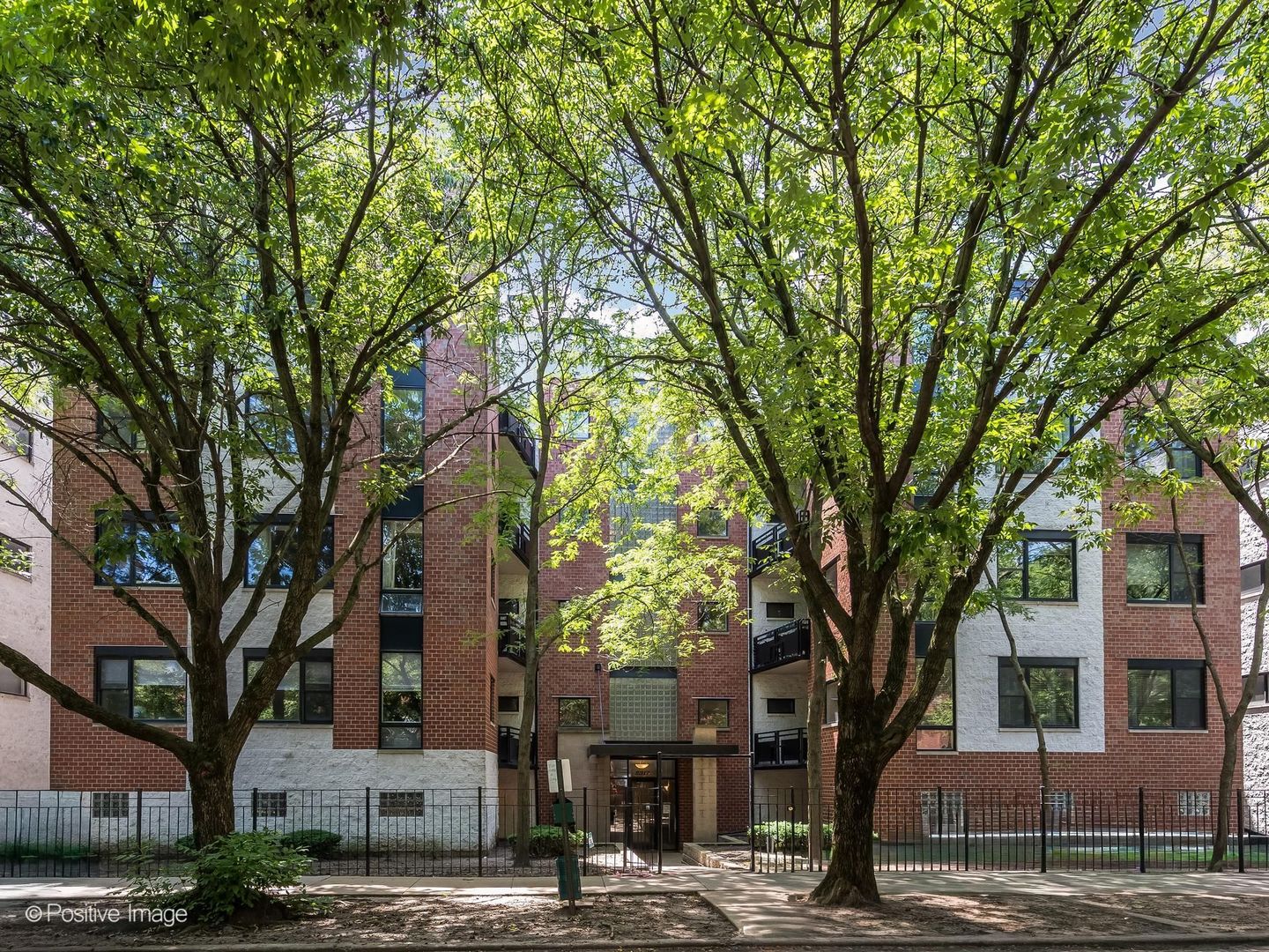 2317 West Wolfram Street, Unit 411 Chicago, IL 60618 - Photo 1 of 20