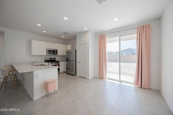 $2,195 | 12503 West Pkwy Lane, Avondale, AZ 85323